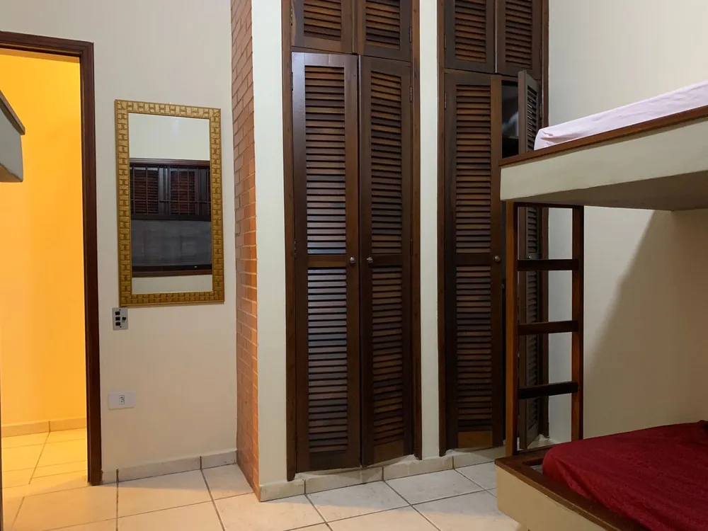 Casa, 3 quartos, 220 m² - Foto 3