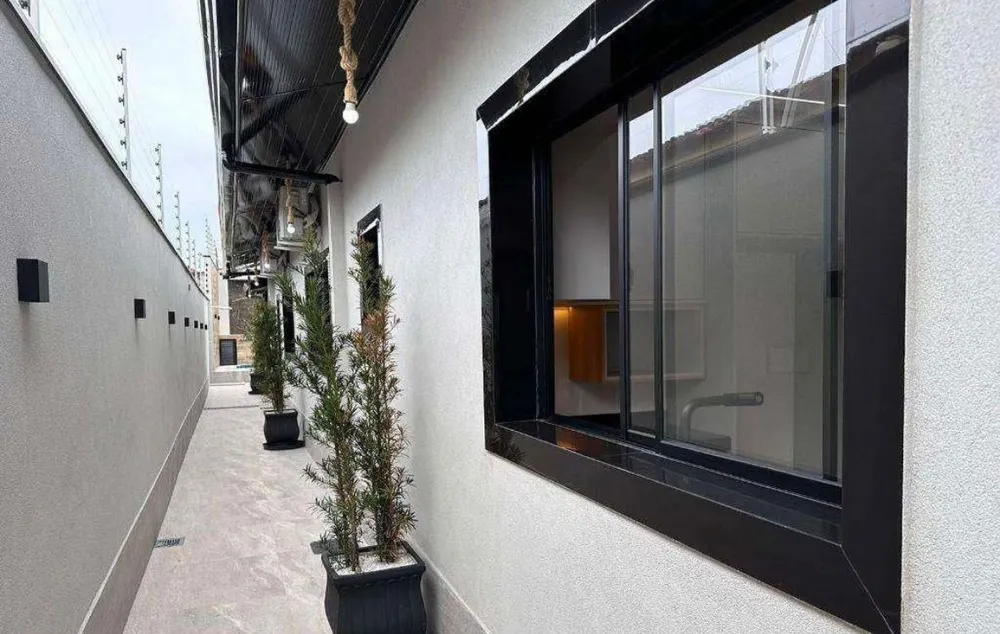 Casa, 2 quartos, 200 m² - Foto 1