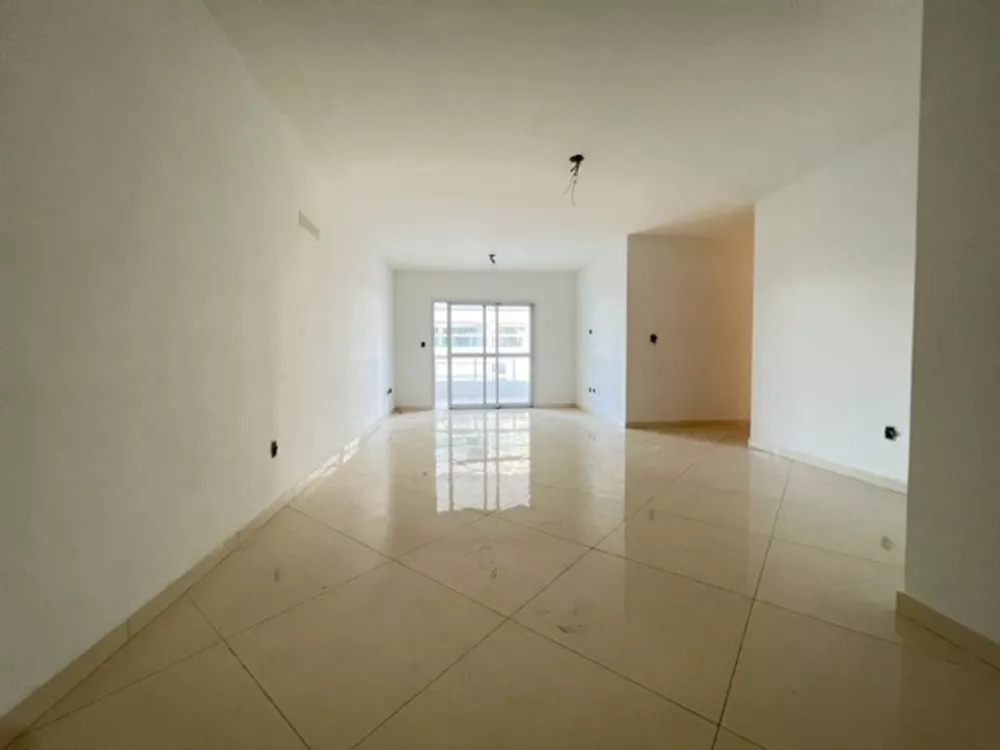 Apartamento à venda com 3 quartos, 129m² - Foto 2