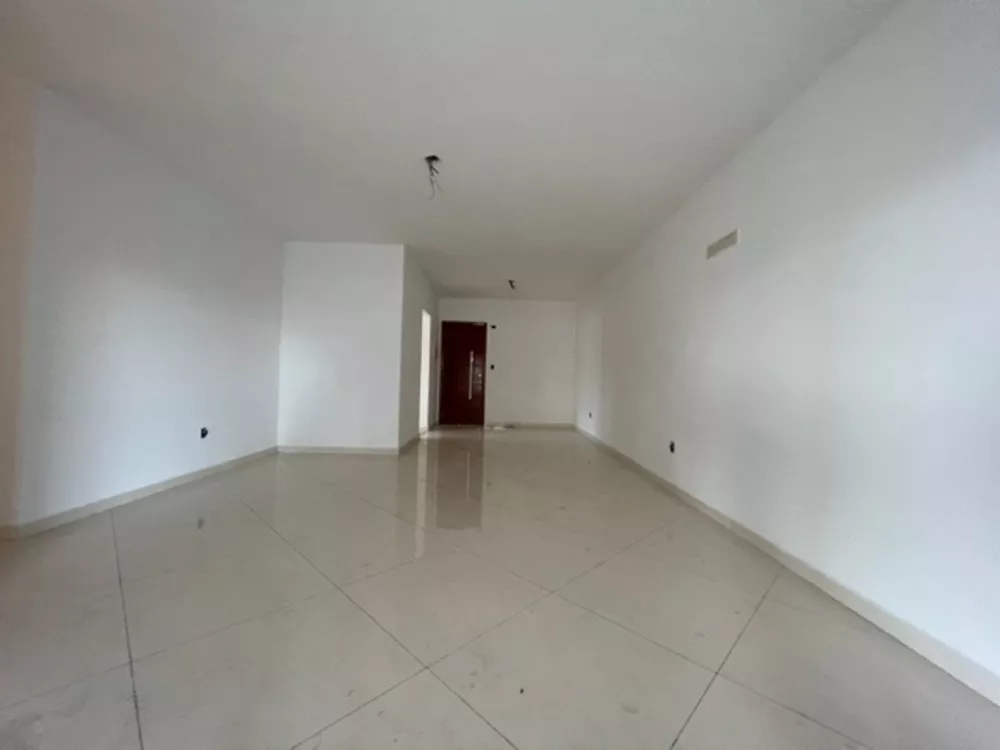 Apartamento à venda com 3 quartos, 129m² - Foto 3