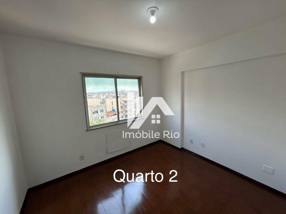 Apartamento à venda com 2 quartos, 69m² - Foto 3