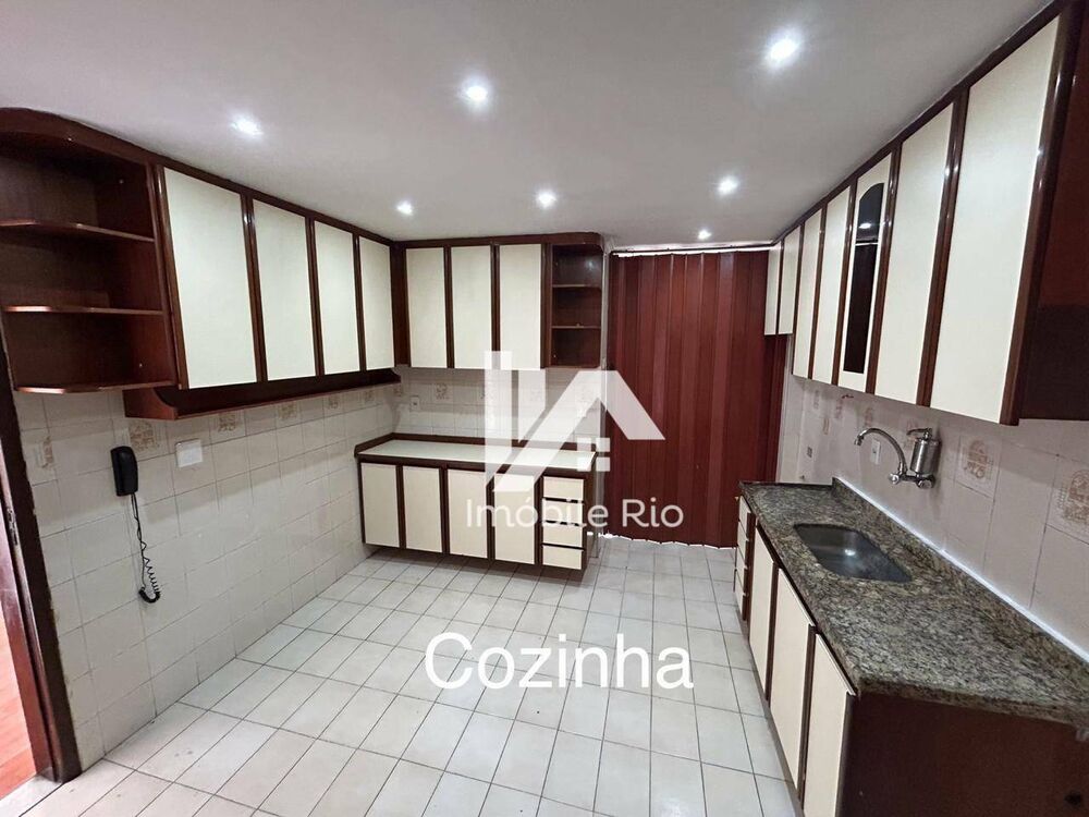 Apartamento à venda com 2 quartos, 69m² - Foto 4