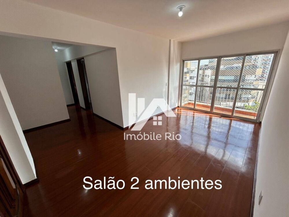 Apartamento à venda com 2 quartos, 69m² - Foto 1