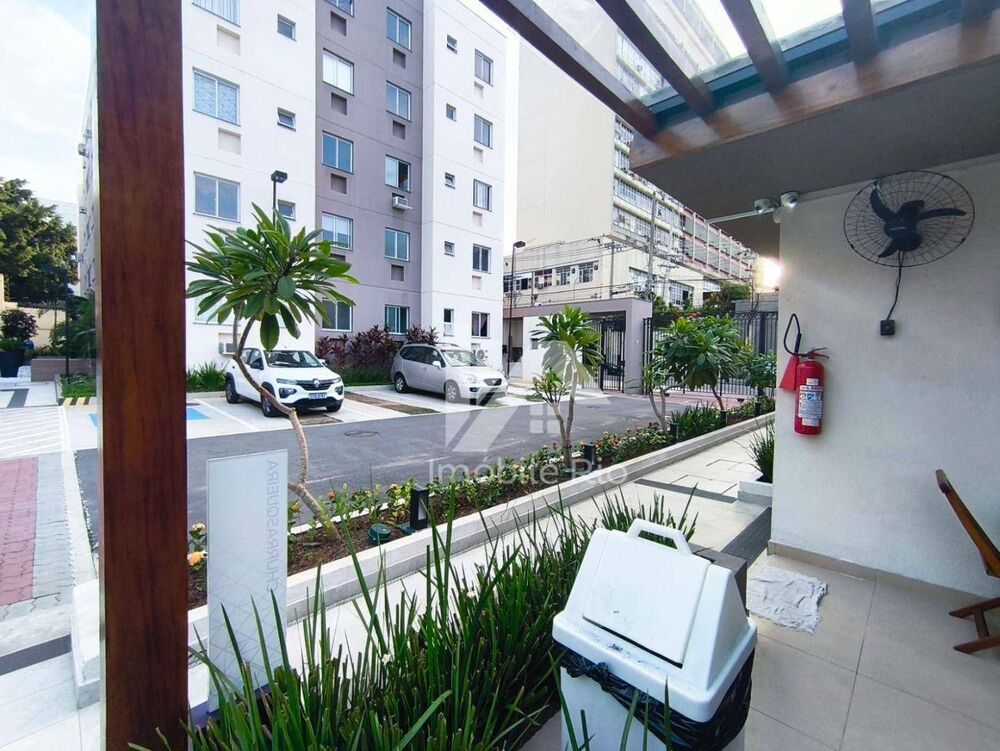 Apartamento à venda com 2 quartos, 55m² - Foto 4