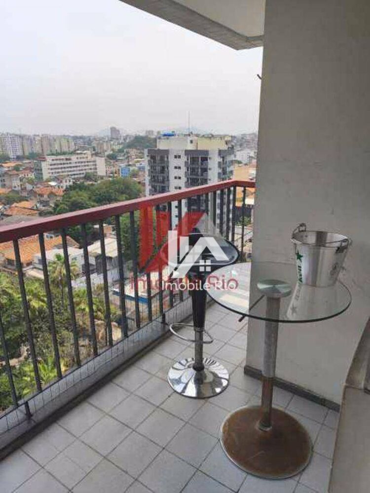 Apartamento à venda com 2 quartos, 64m² - Foto 1
