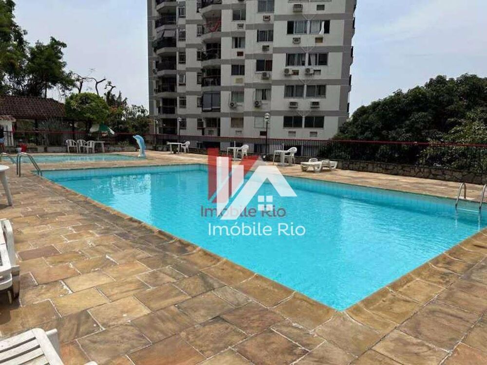 Apartamento à venda com 2 quartos, 64m² - Foto 12