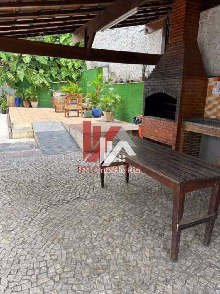 Apartamento à venda com 2 quartos, 64m² - Foto 13