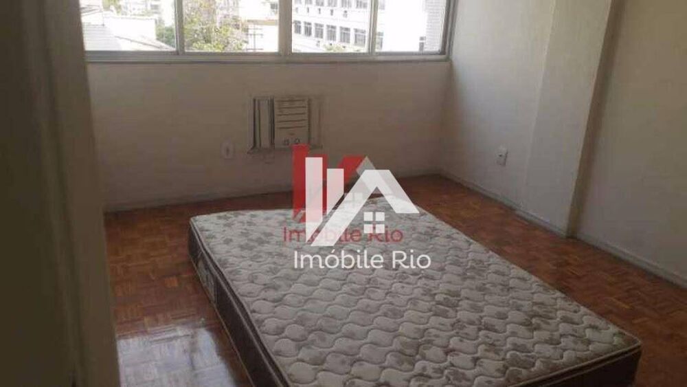 Apartamento à venda com 2 quartos, 70m² - Foto 6