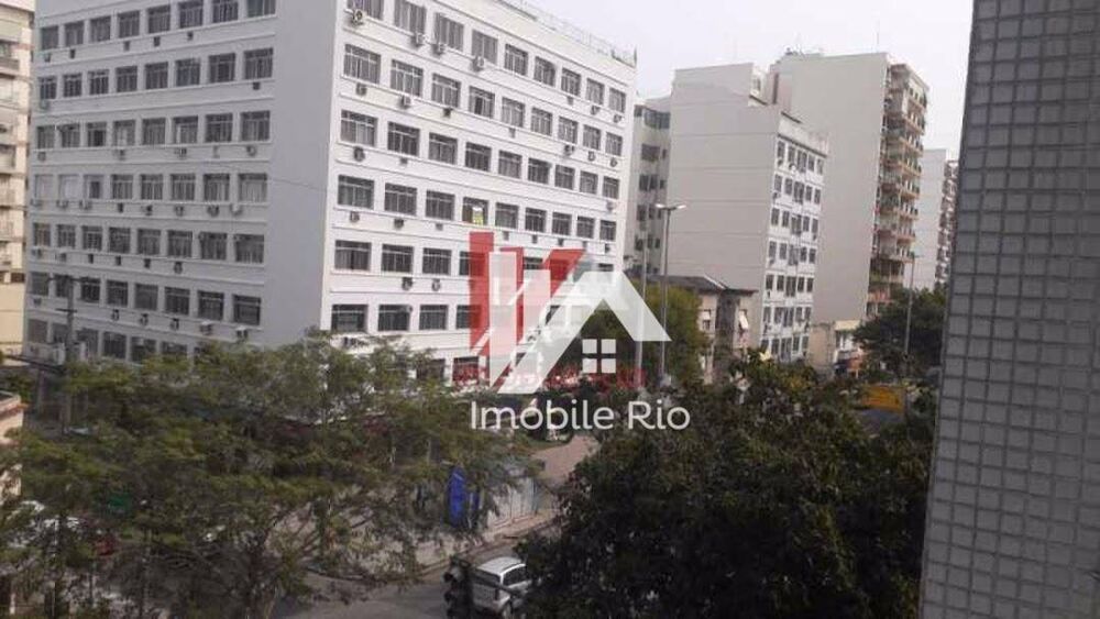 Apartamento à venda com 2 quartos, 70m² - Foto 13