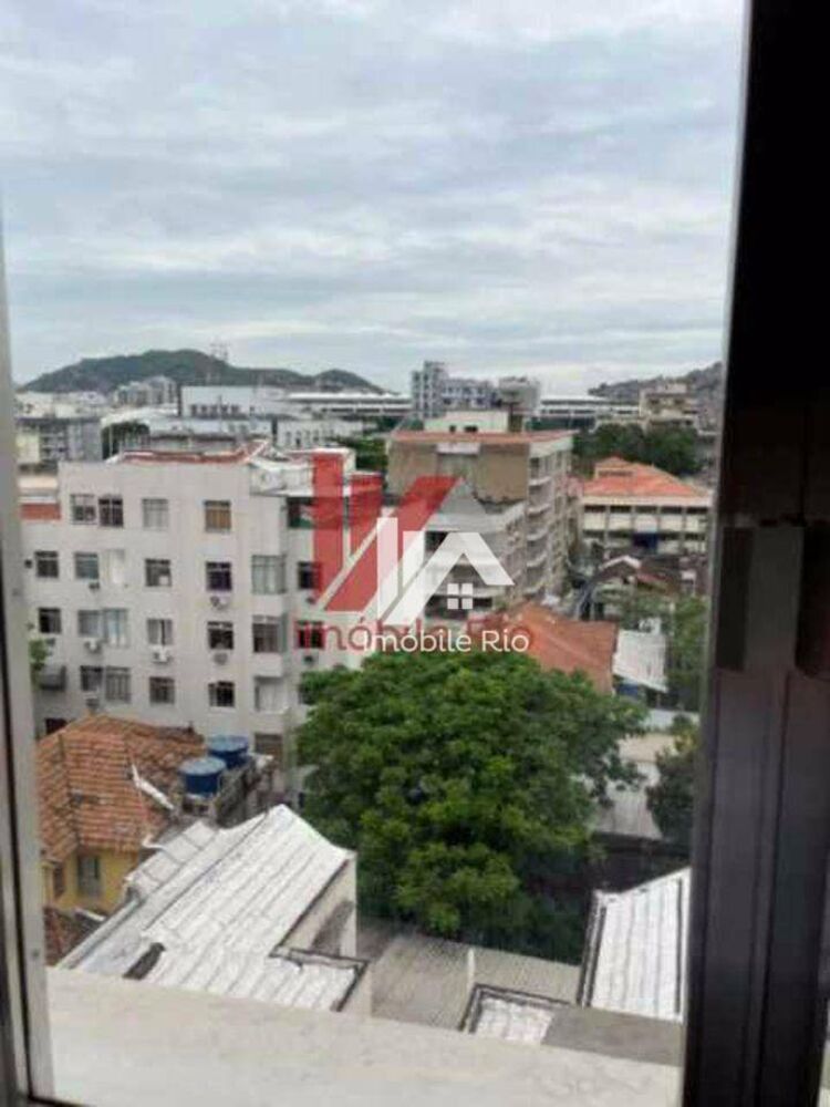 Apartamento à venda com 3 quartos, 90m² - Foto 1