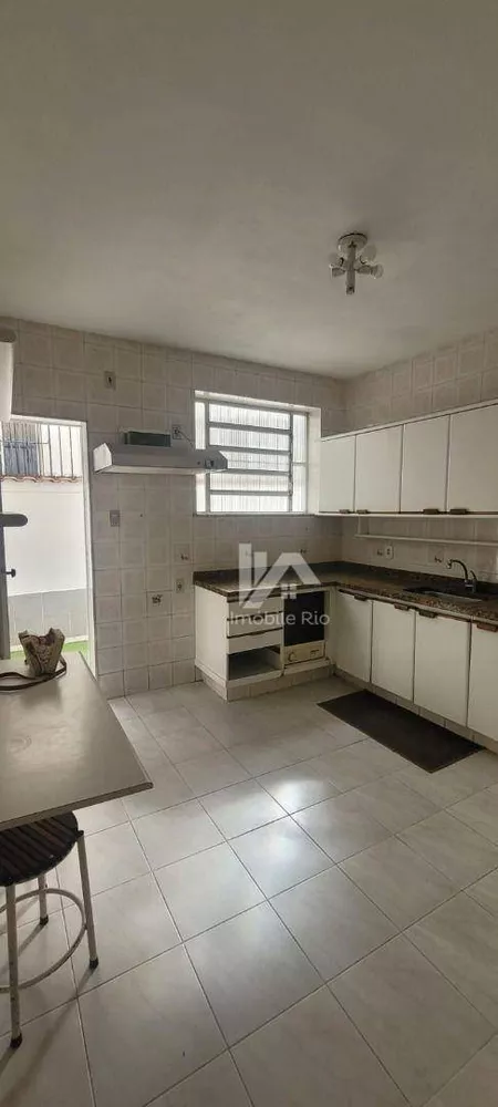 Casa, 3 quartos, 236 m² - Foto 19