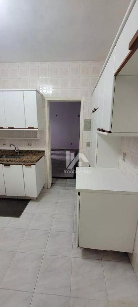 Casa, 3 quartos, 236 m² - Foto 13