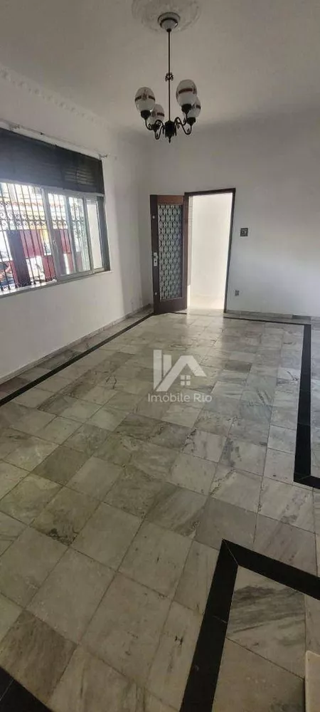 Casa, 3 quartos, 236 m² - Foto 2