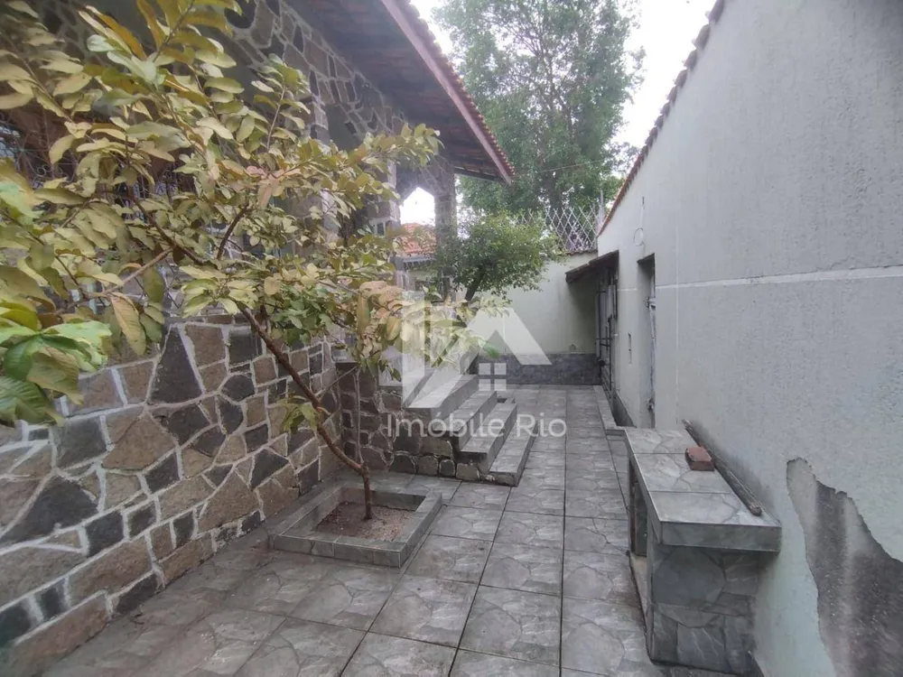 Casa, 3 quartos, 258 m² - Foto 2