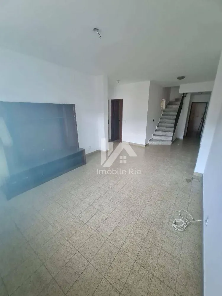 Casa, 3 quartos, 251 m² - Foto 2