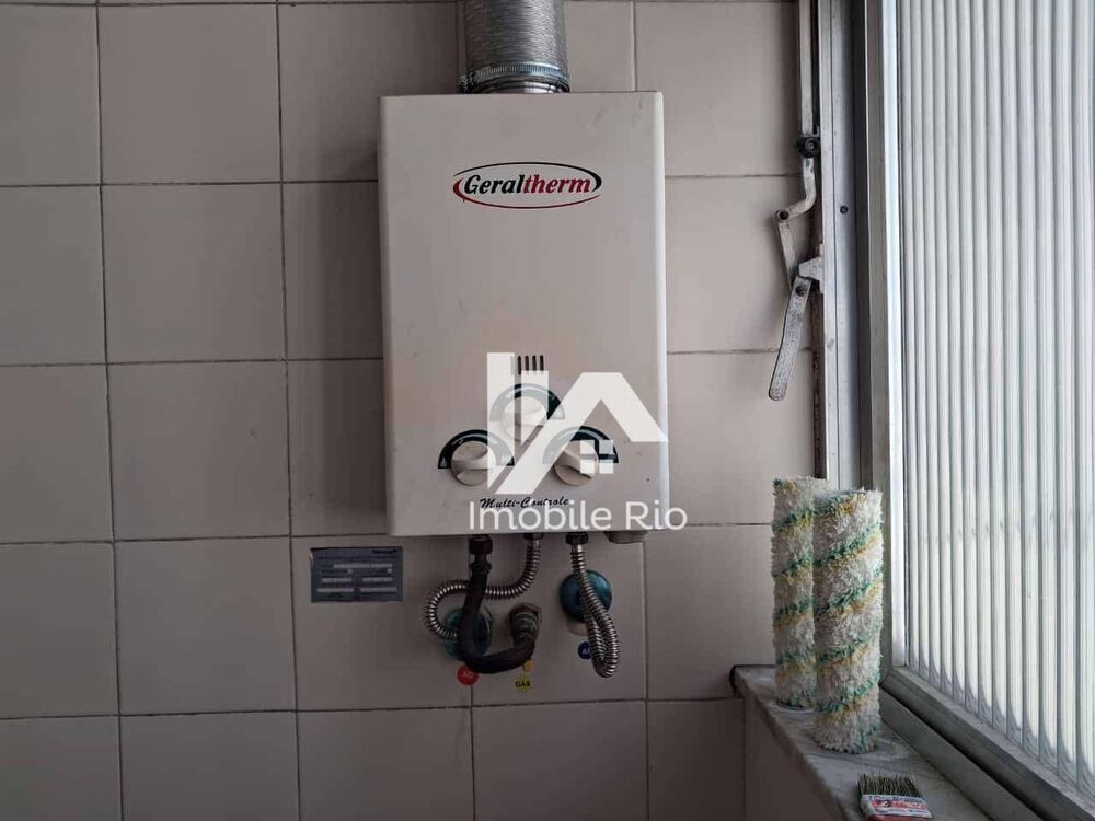 Apartamento à venda com 2 quartos, 60m² - Foto 10