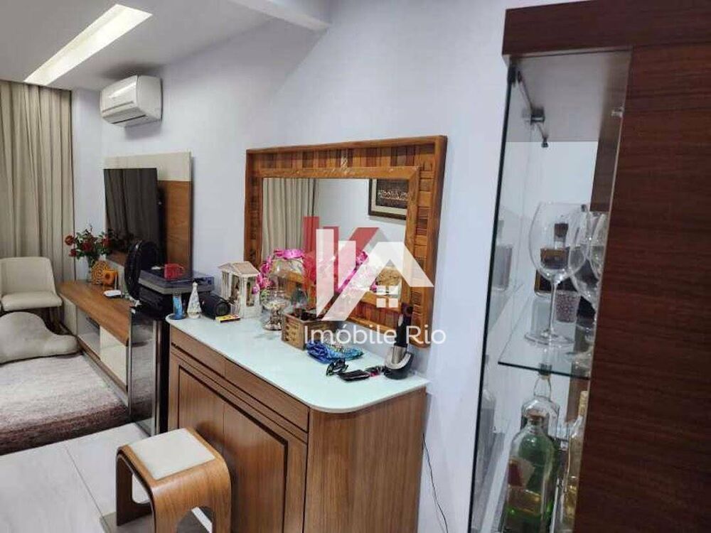 Apartamento à venda com 2 quartos, 80m² - Foto 1