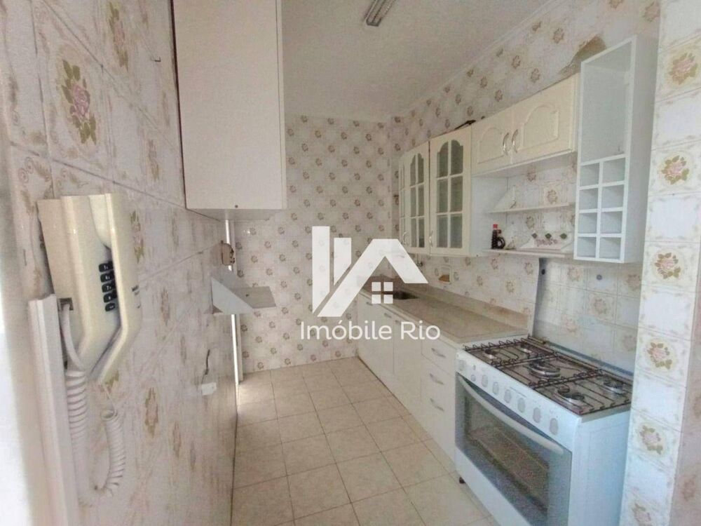 Apartamento à venda com 2 quartos, 70m² - Foto 12
