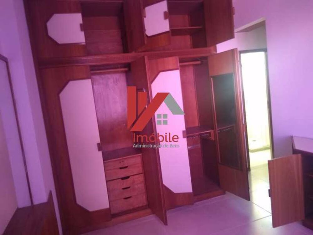 Apartamento à venda com 3 quartos, 115m² - Foto 2