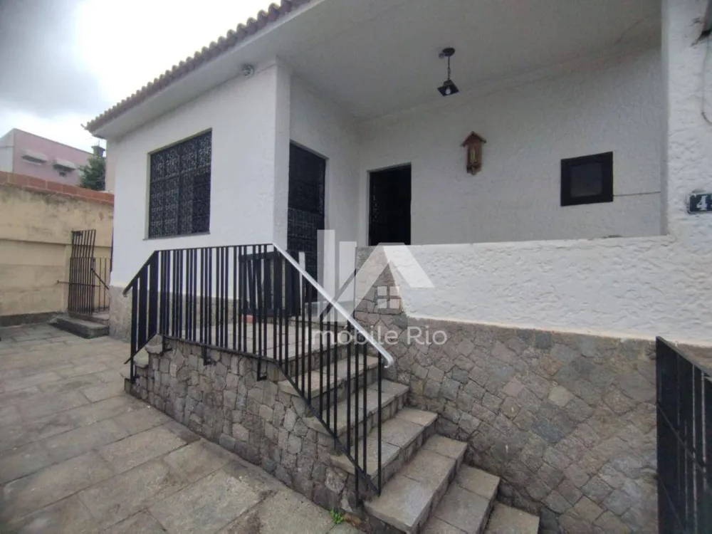 Casa, 3 quartos, 202 m² - Foto 1