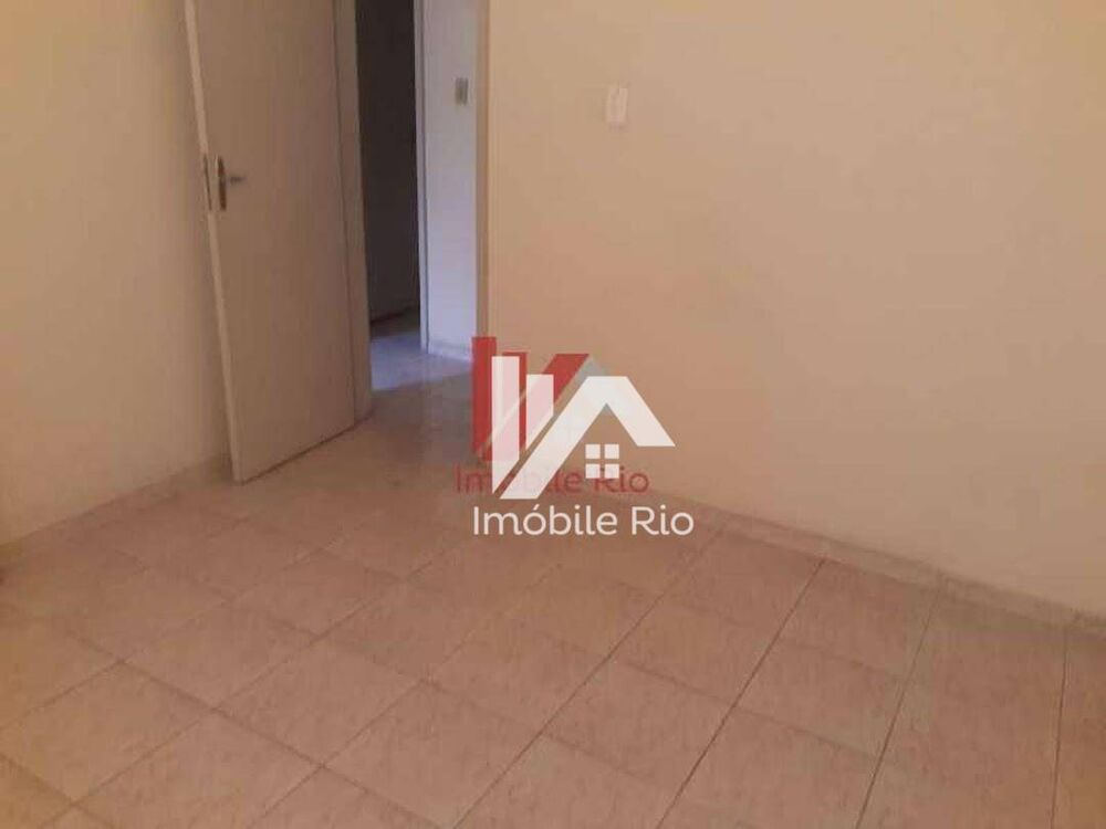 Apartamento à venda com 3 quartos, 96m² - Foto 3