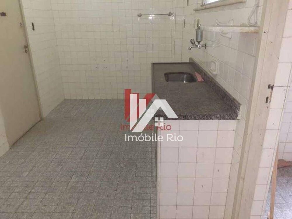 Apartamento à venda com 3 quartos, 96m² - Foto 11