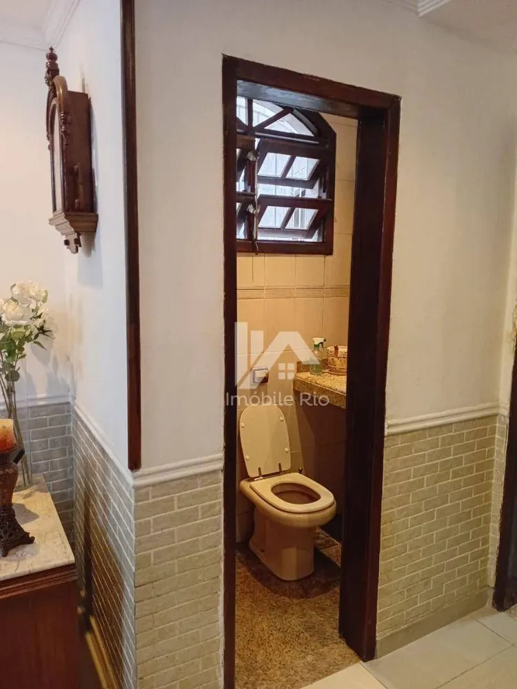 Casa, 4 quartos, 228 m² - Foto 2