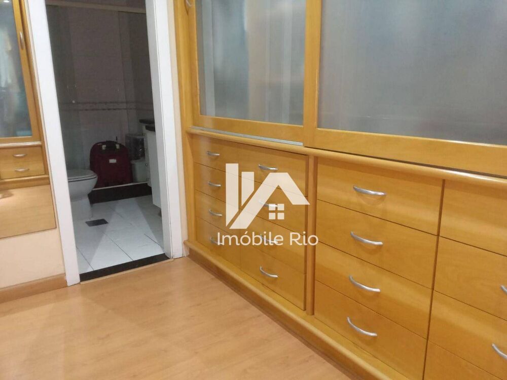 Apartamento à venda com 4 quartos, 270m² - Foto 7