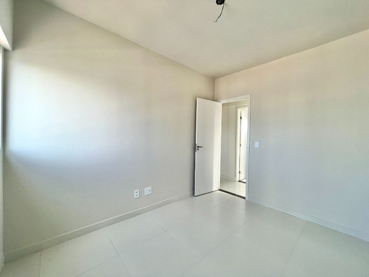 Apartamento à venda com 3 quartos, 75m² - Foto 13