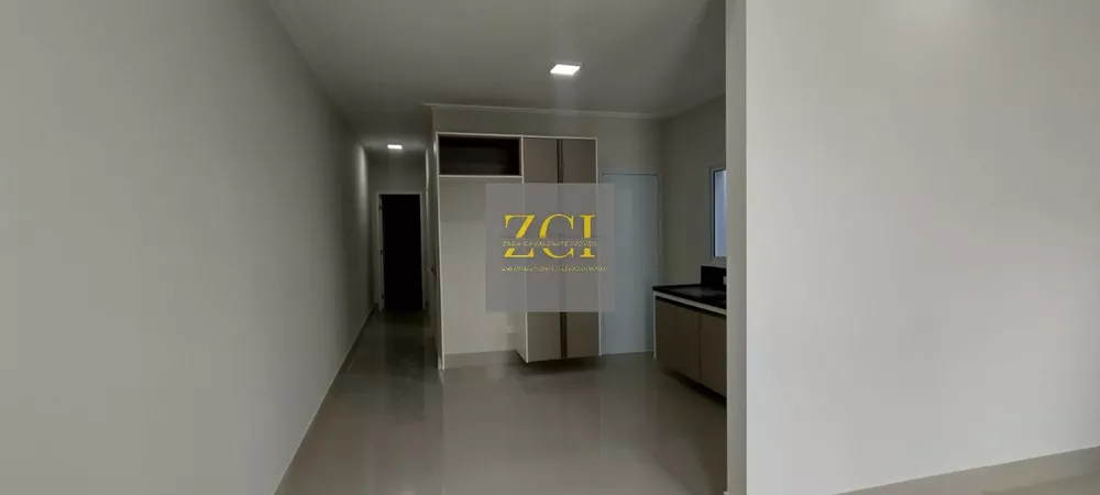 Casa à venda com 2 quartos, 68m² - Foto 4