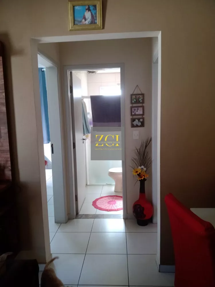 Apartamento à venda com 2 quartos, 82m² - Foto 2