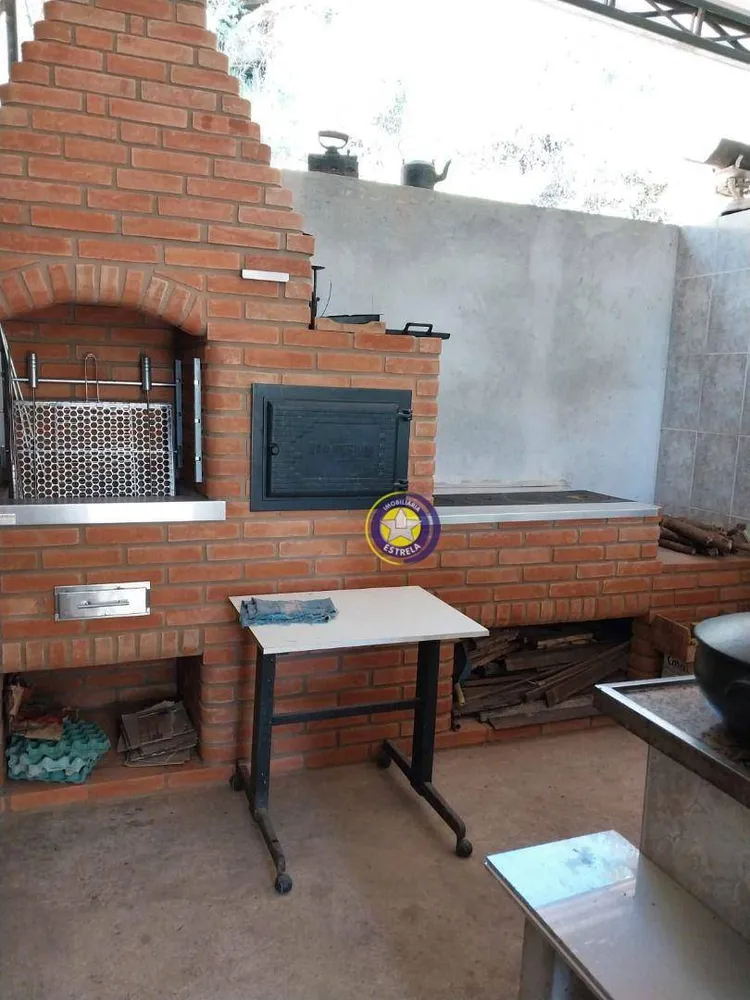 Chácara, 3 quartos, 2000 m² - Foto 1