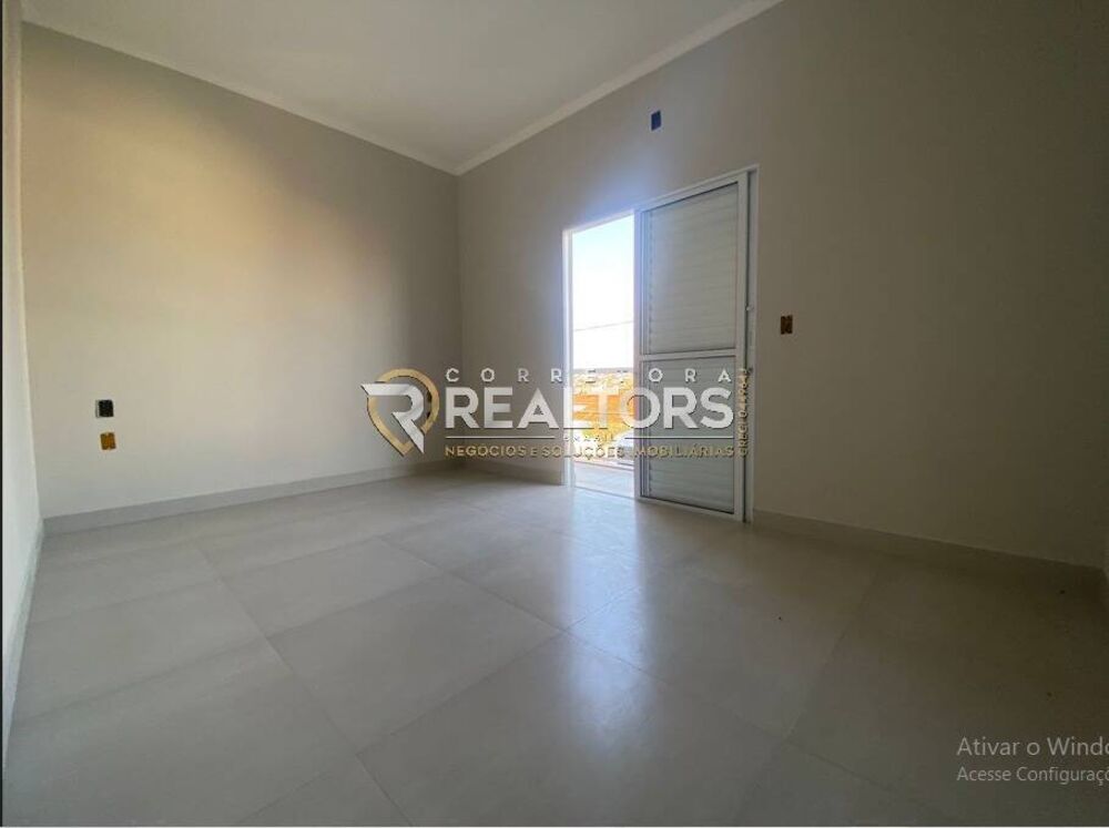 Casa à venda com 3 quartos, 170m² - Foto 2