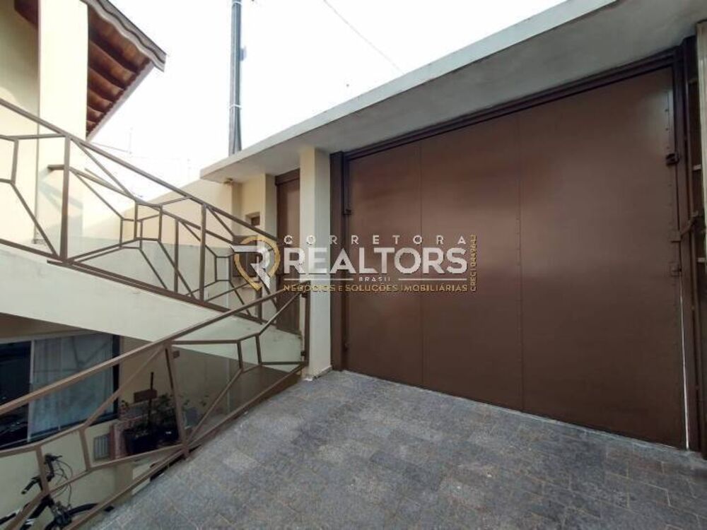 Casa à venda com 3 quartos, 230m² - Foto 8