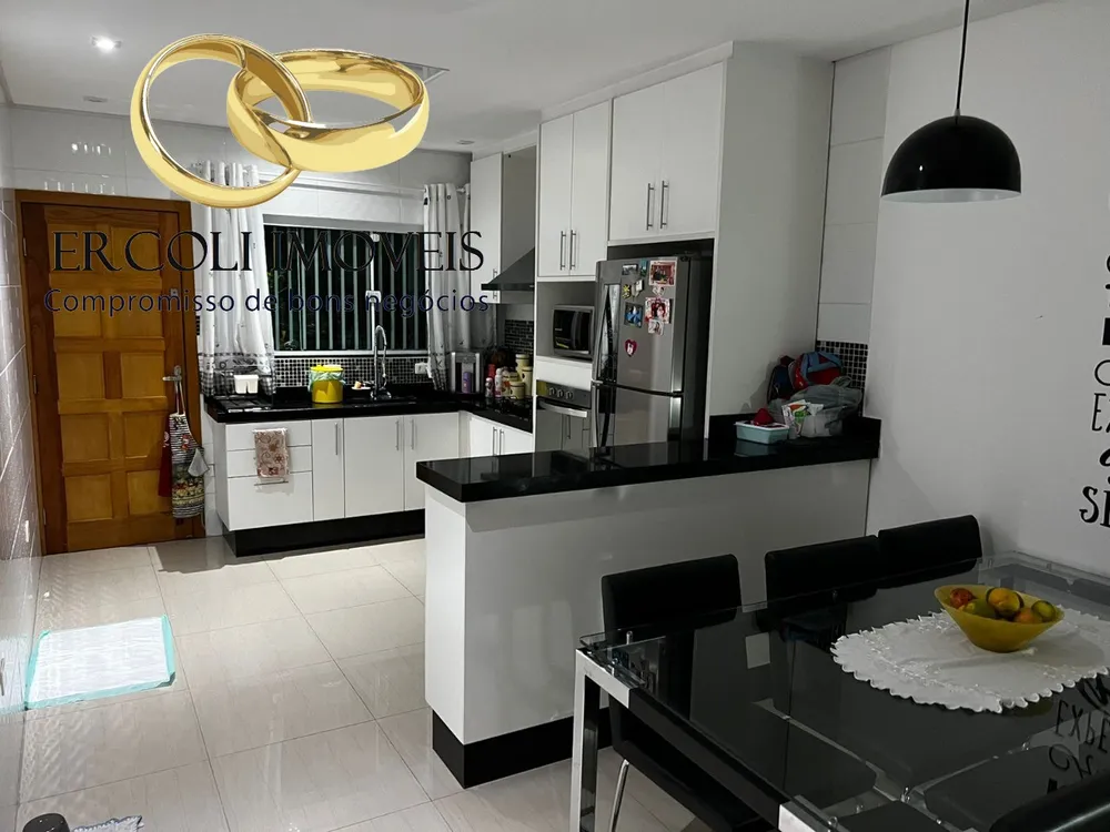 Casa, 3 quartos, 210 m² - Foto 1