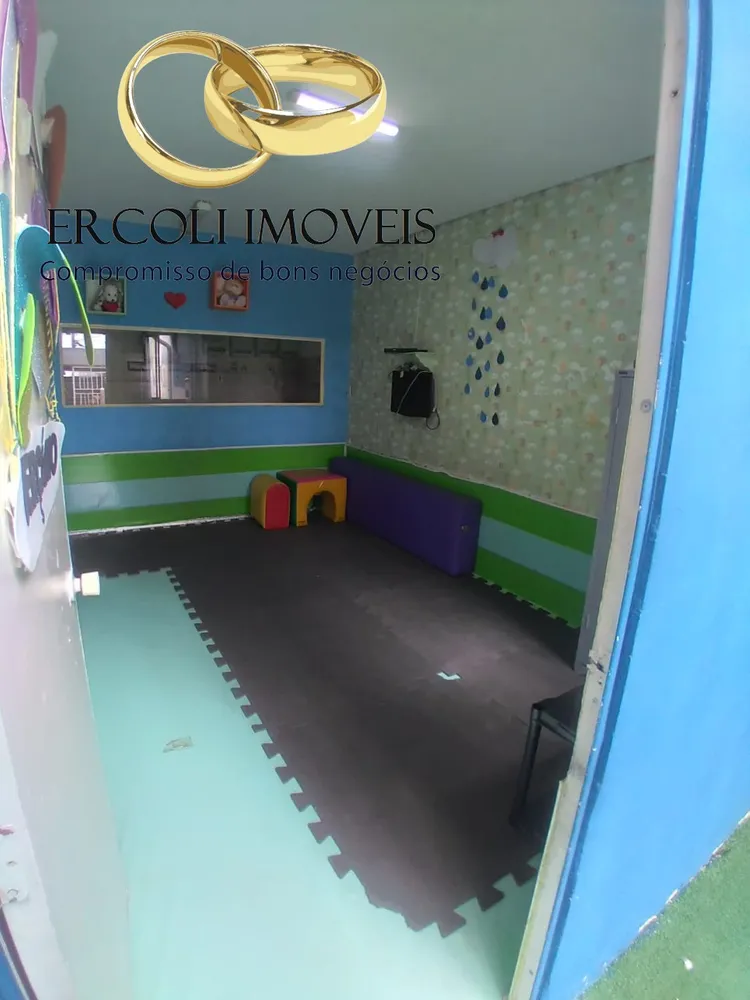 Casa, 4 quartos, 240 m² - Foto 9