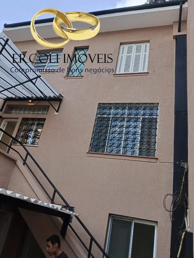 Casa, 5 quartos, 245 m² - Foto 1