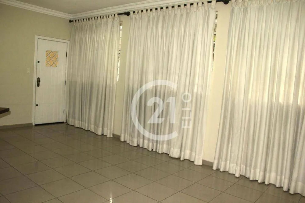 Casa, 3 quartos, 250 m² - Foto 1