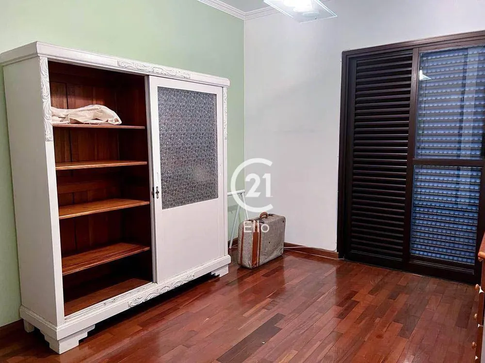 Apartamento, 3 quartos, 220 m² - Foto 1