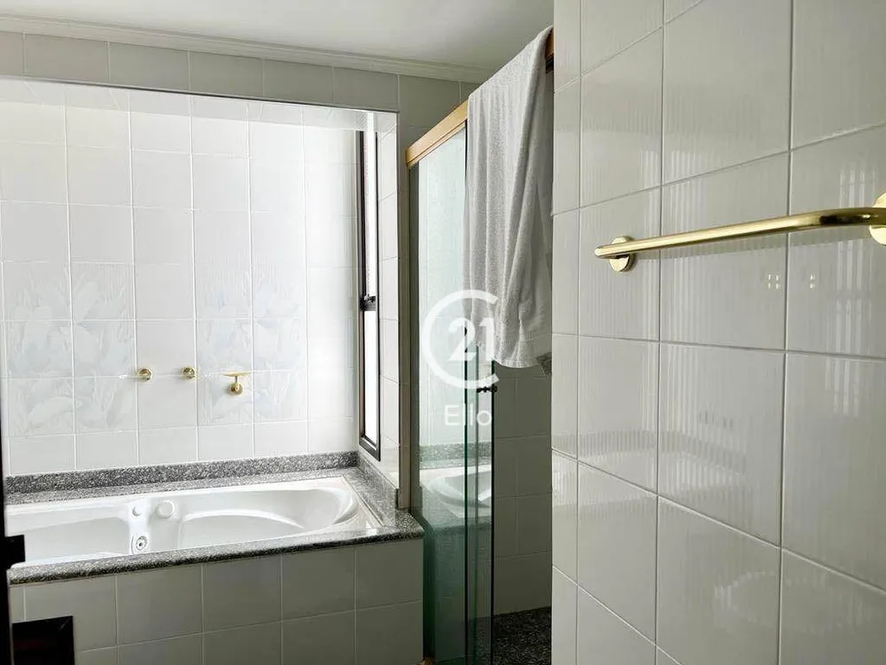 Apartamento, 3 quartos, 220 m² - Foto 10