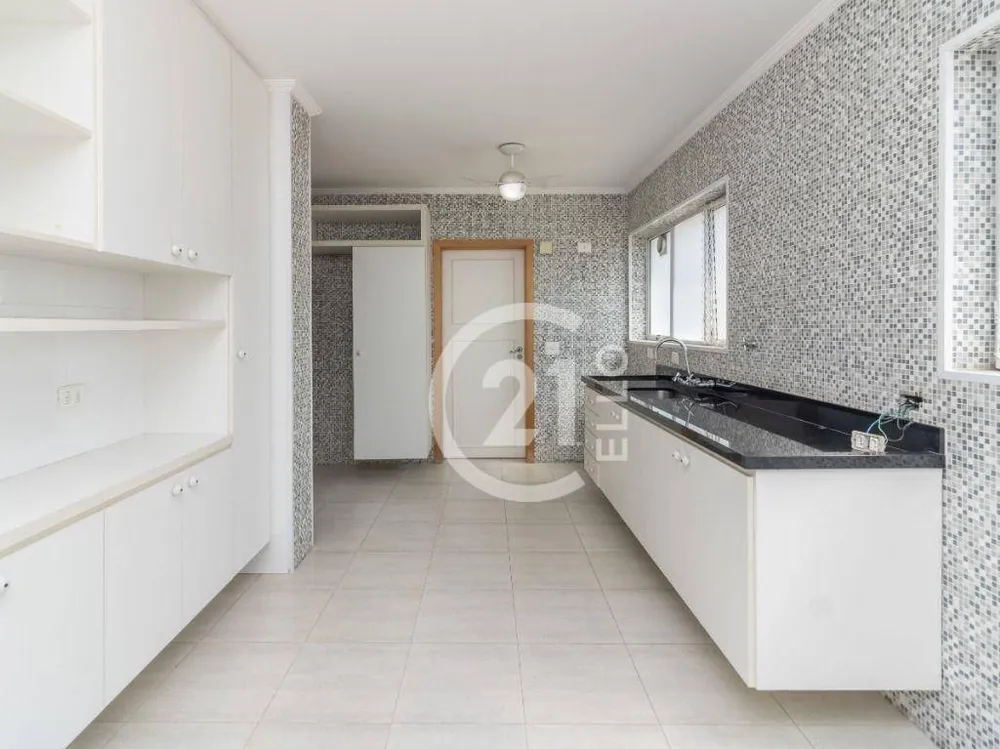 Apartamento, 3 quartos, 169 m² - Foto 2