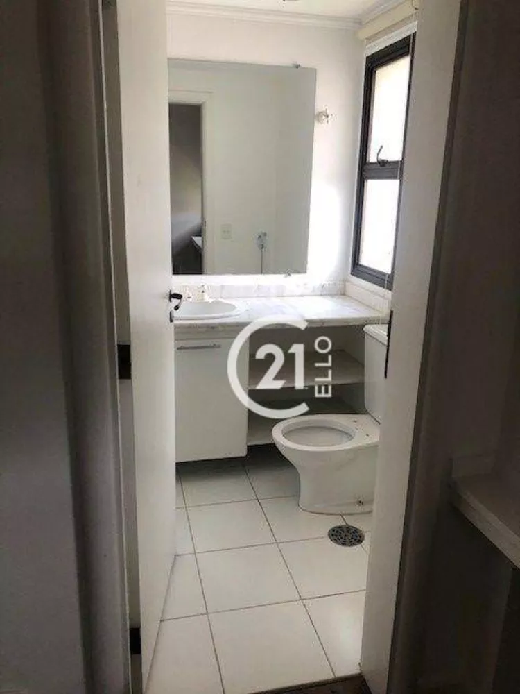 Apartamento para alugar com 4 quartos, 250m² - Foto 9