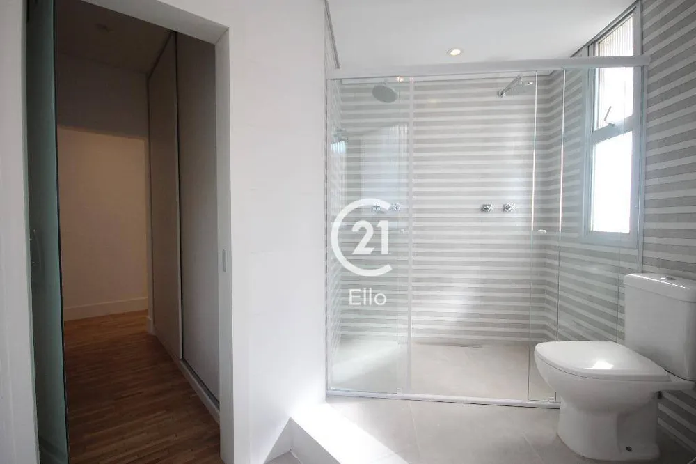 Apartamento, 3 quartos, 244 m² - Foto 1