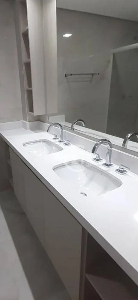 Apartamento, 3 quartos, 190 m² - Foto 2