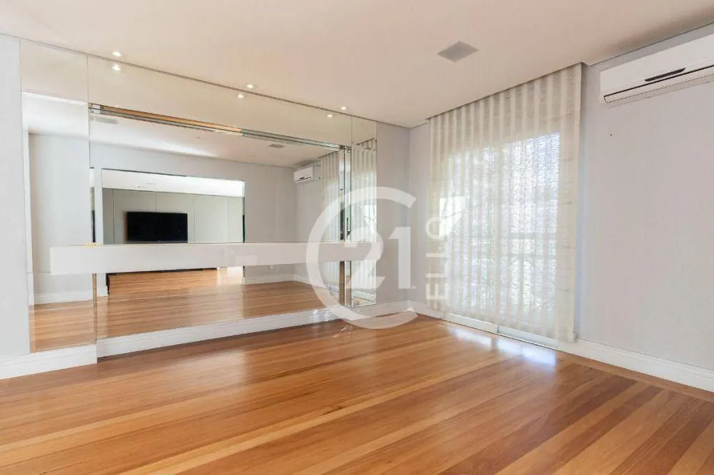 Apartamento, 3 quartos, 214 m² - Foto 4