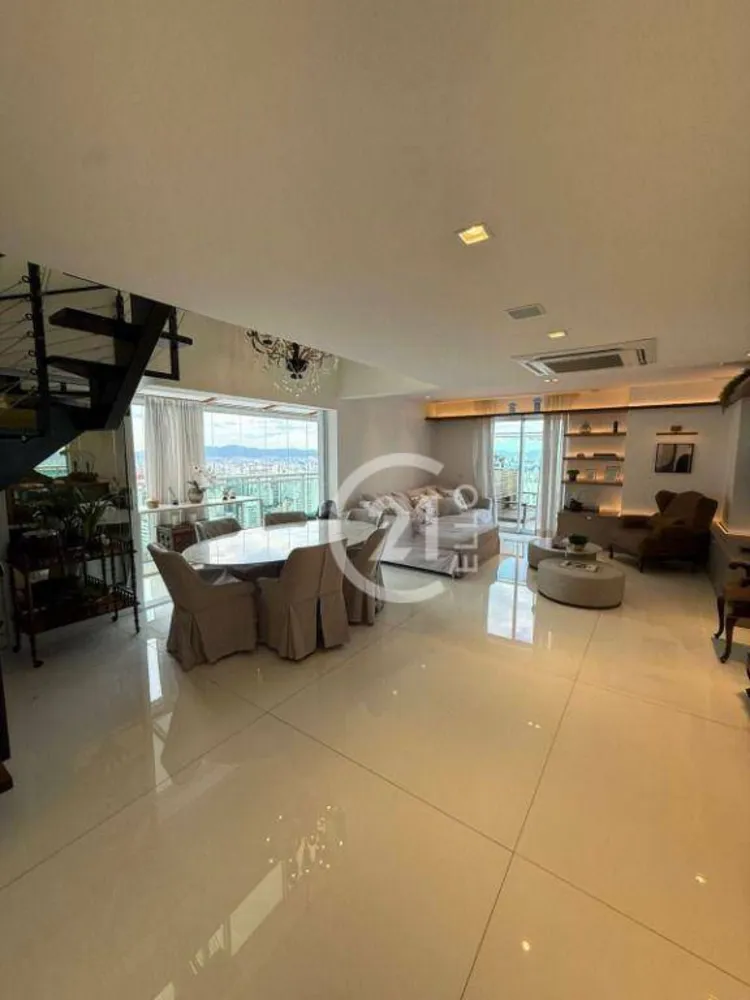 Cobertura, 3 quartos, 175 m² - Foto 1