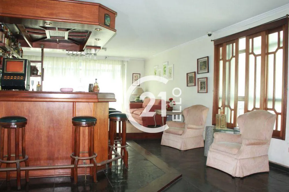 Apartamento, 3 quartos, 240 m² - Foto 2