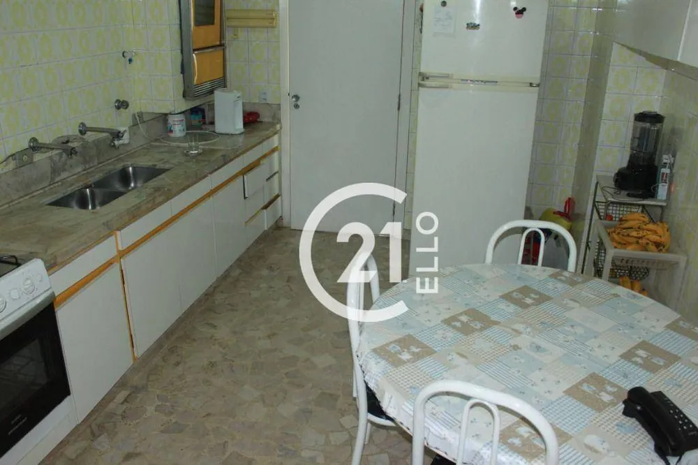 Apartamento, 3 quartos, 240 m² - Foto 5