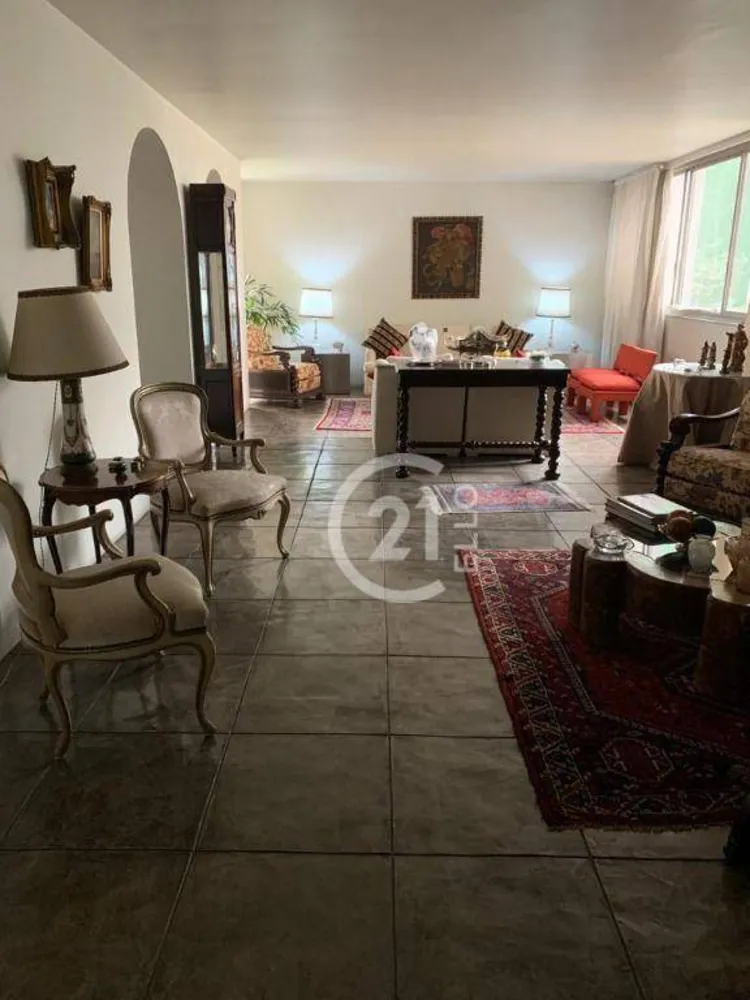 Apartamento, 3 quartos, 330 m² - Foto 2