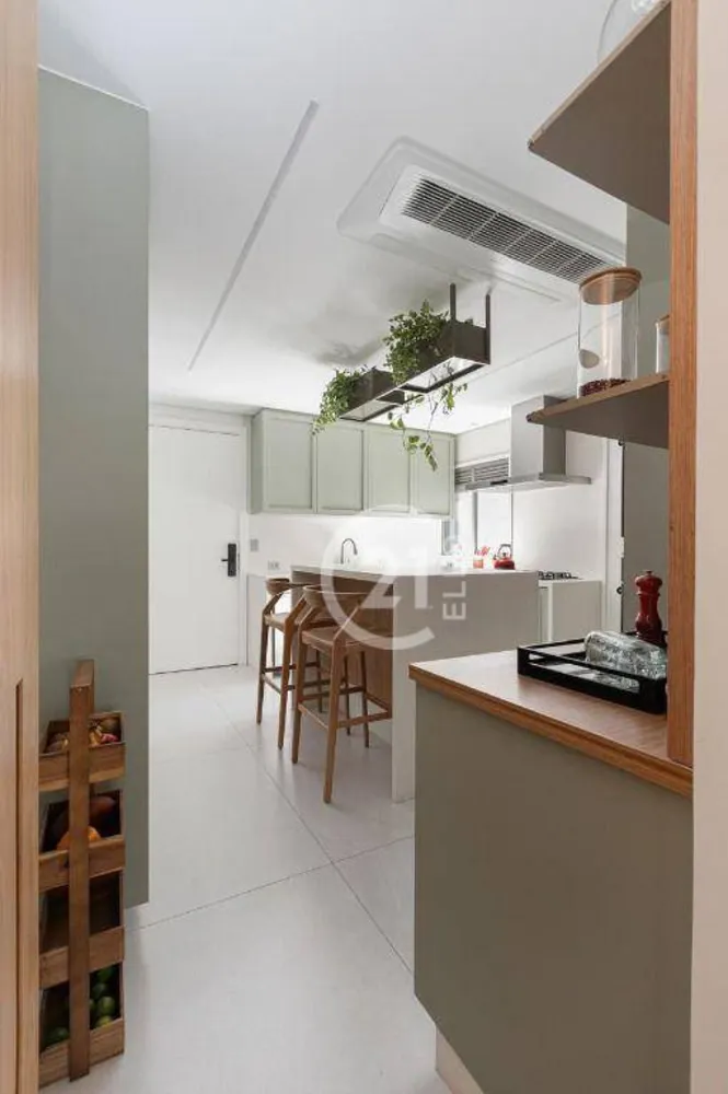 Apartamento, 3 quartos, 245 m² - Foto 3